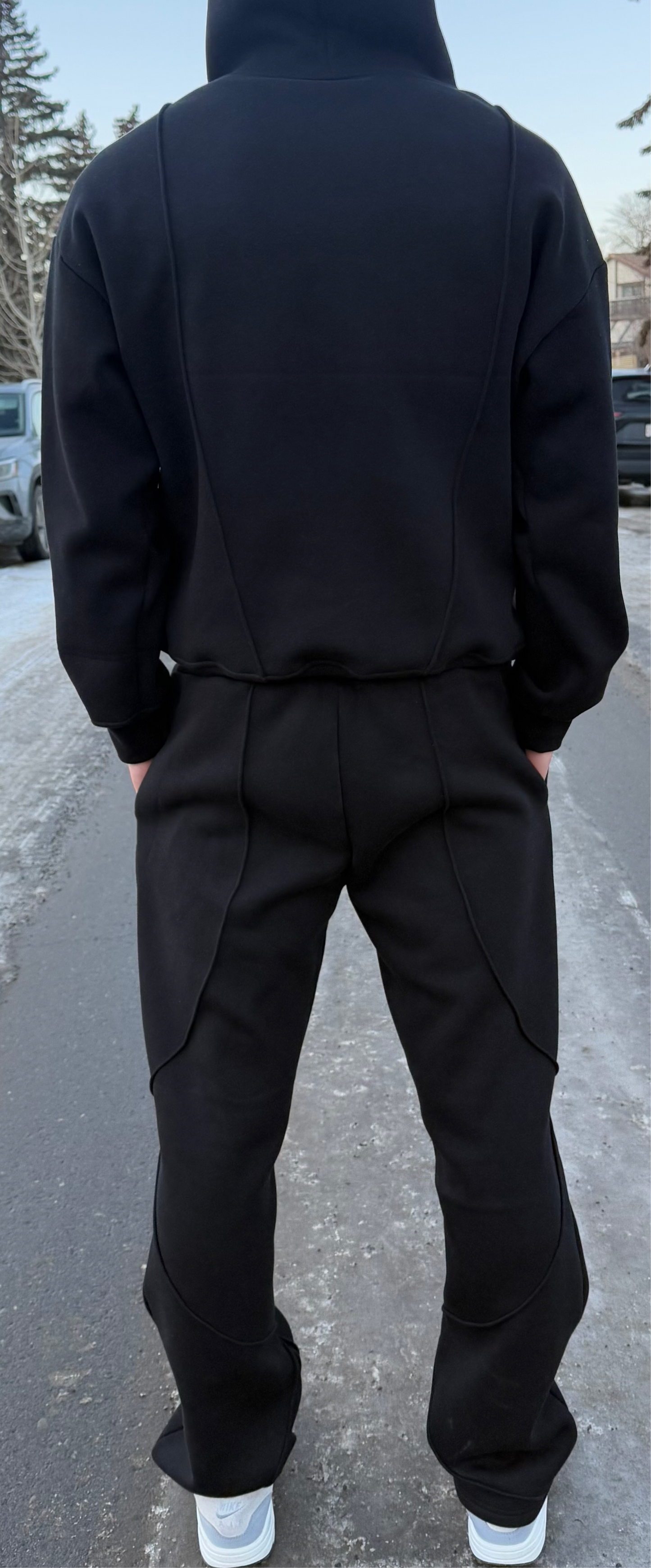 "LINEAGE" BLACK HEAVYWEIGHT SWEATPANTS (PRE-ORDER)