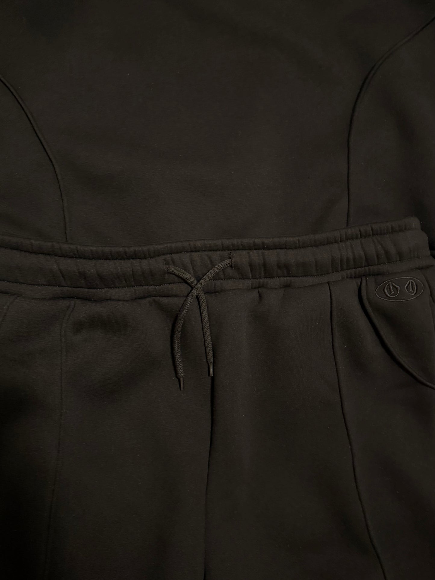 "LINEAGE" BLACK HEAVYWEIGHT SWEATPANTS (PRE-ORDER)